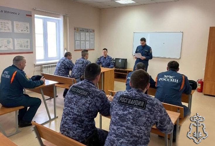 В Ульяновской области сотрудники Росгвардии закрепили знания по пожарной безопасности 