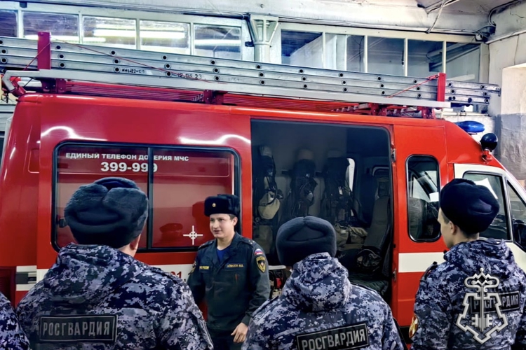 В Ульяновске сотрудники Росгвардии приняли участие в пожарно-тактических занятиях