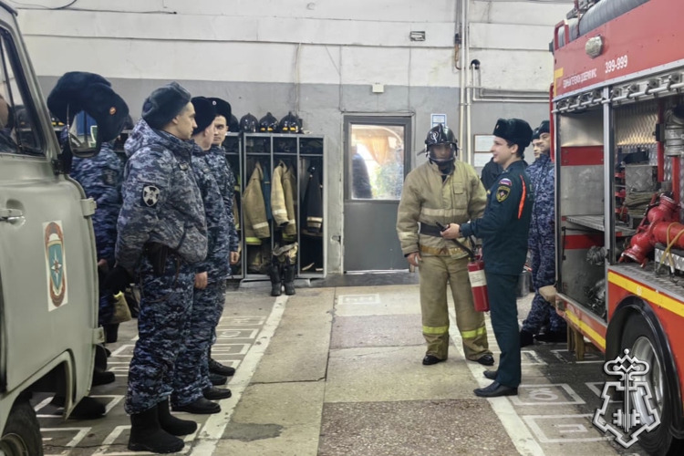 В Ульяновске сотрудники Росгвардии приняли участие в пожарно-тактических занятиях 