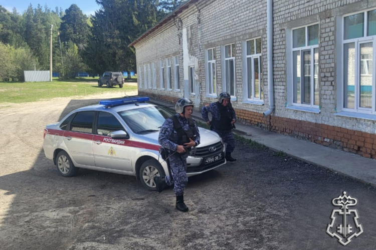 БЕЗОПАСНОСТЬ ПРЕЖДЕ ВСЕГО: СОТРУДНИКИ РОСГВАРДИИ ПРИНЯЛИ УЧАСТИЕ В УЧЕНИЯХ ПО АНТИТЕРРОРИСТИЧЕСКОЙ ЗАЩИЩЕННОСТИ