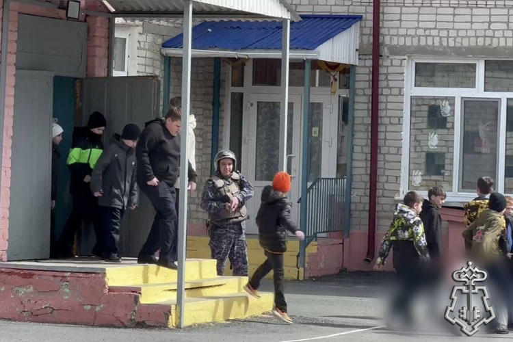 БЕЗОПАСНОСТЬ ПРЕЖДЕ ВСЕГО: СОТРУДНИКИ РОСГВАРДИИ ПРИНЯЛИ УЧАСТИЕ В УЧЕНИЯХ ПО АНТИТЕРРОРИСТИЧЕСКОЙ ЗАЩИЩЕННОСТИ