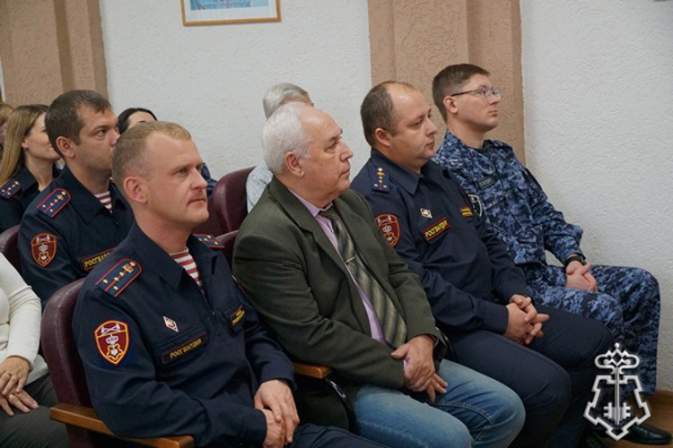 В Ульяновске сотрудники вневедомственной охраны отметили профессиональный праздник 