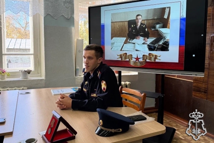 В Ульяновской области росгвардеец встретился со студентами профильного техникума