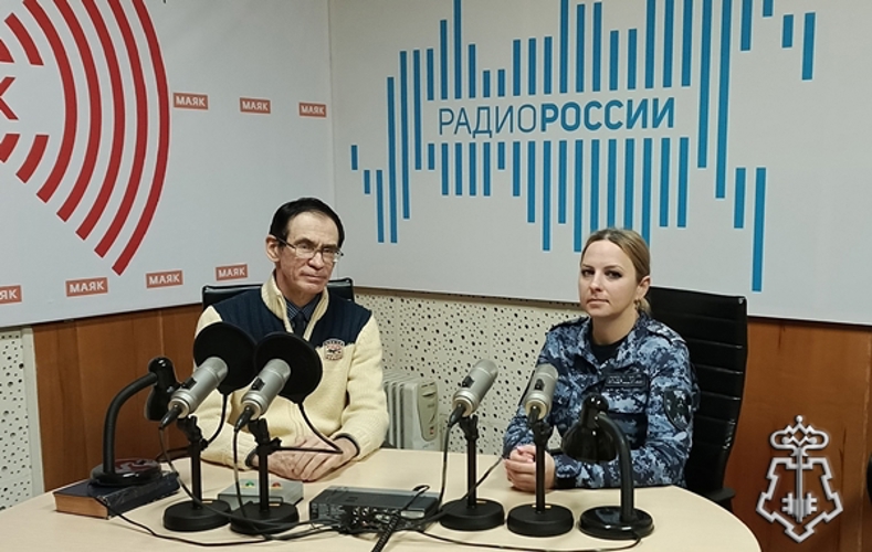 В Ульяновске офицер управления вневедомственной охраны выступила в эфире "Радио России"