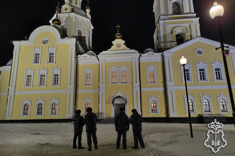 Ульяновские росгвардейцы осуществили безопасность во время празднования Рождества Христова
