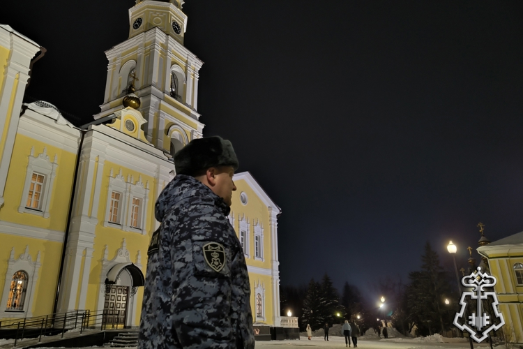 Ульяновские росгвардейцы осуществили безопасность во время празднования Рождества Христова 