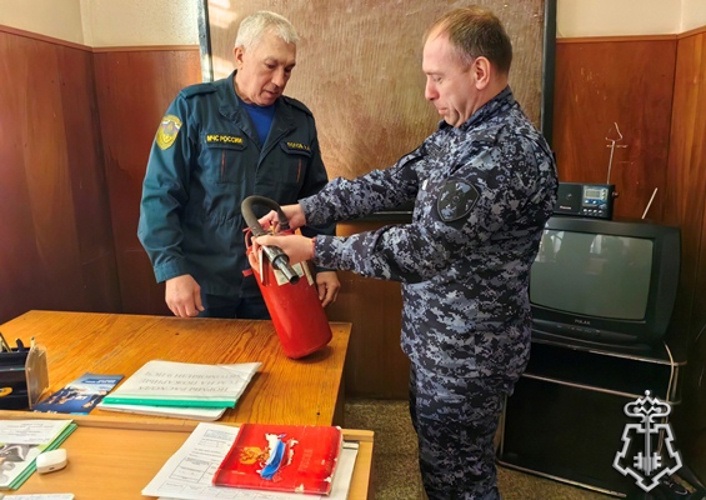 Росгвардейцы Ульяновска отработали действия при чрезвычайных ситуациях на пожарных учениях