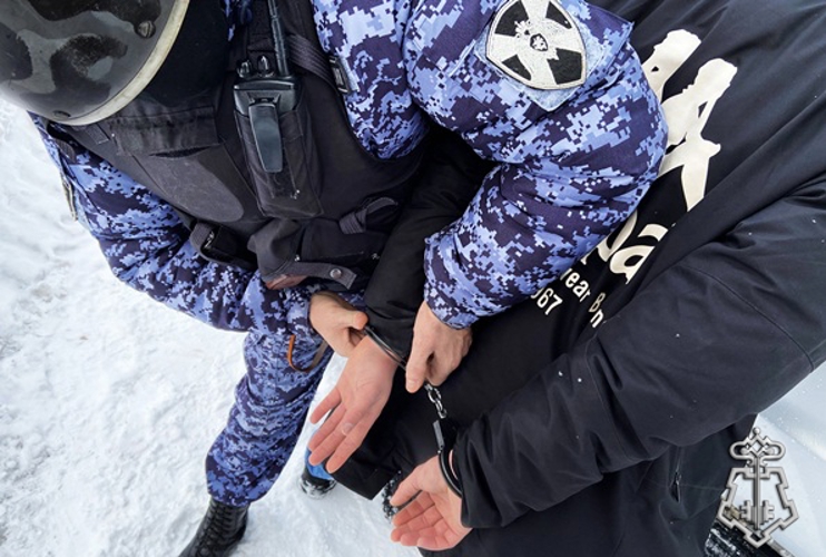 В Ульяновске росгвардейцы задержали подозреваемого в краже сим-карт