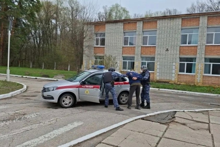 В Ульяновске сотрудники Росгвардии отработали действия при возникновении террористической угрозы