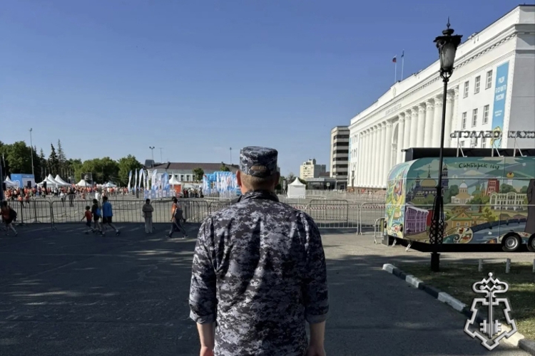 Ульяновские росгвардейцы приняли участие в юбилейном полумарафоне «ЗаБег.РФ»