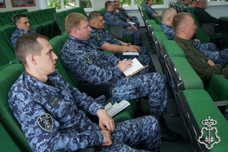 Ульяновские росгвардейцы обсудили актуальные вопросы военно-политической подготовки