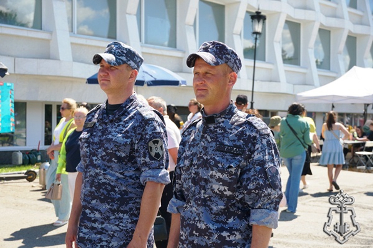 Ульяновские росгвардейцы обеспечили общественную безопасность на День России