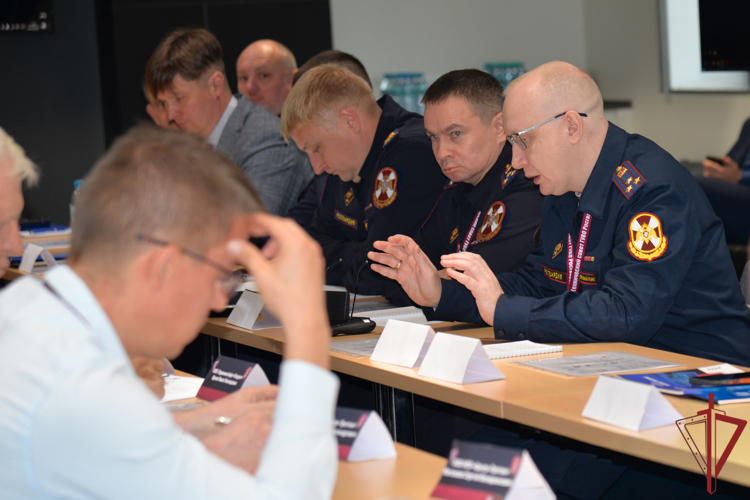 Врио руководителя вневедомственной охраны Ульяновской области принял участие в Техническом совете ГУВО Росгвардии в Екатеринбурге